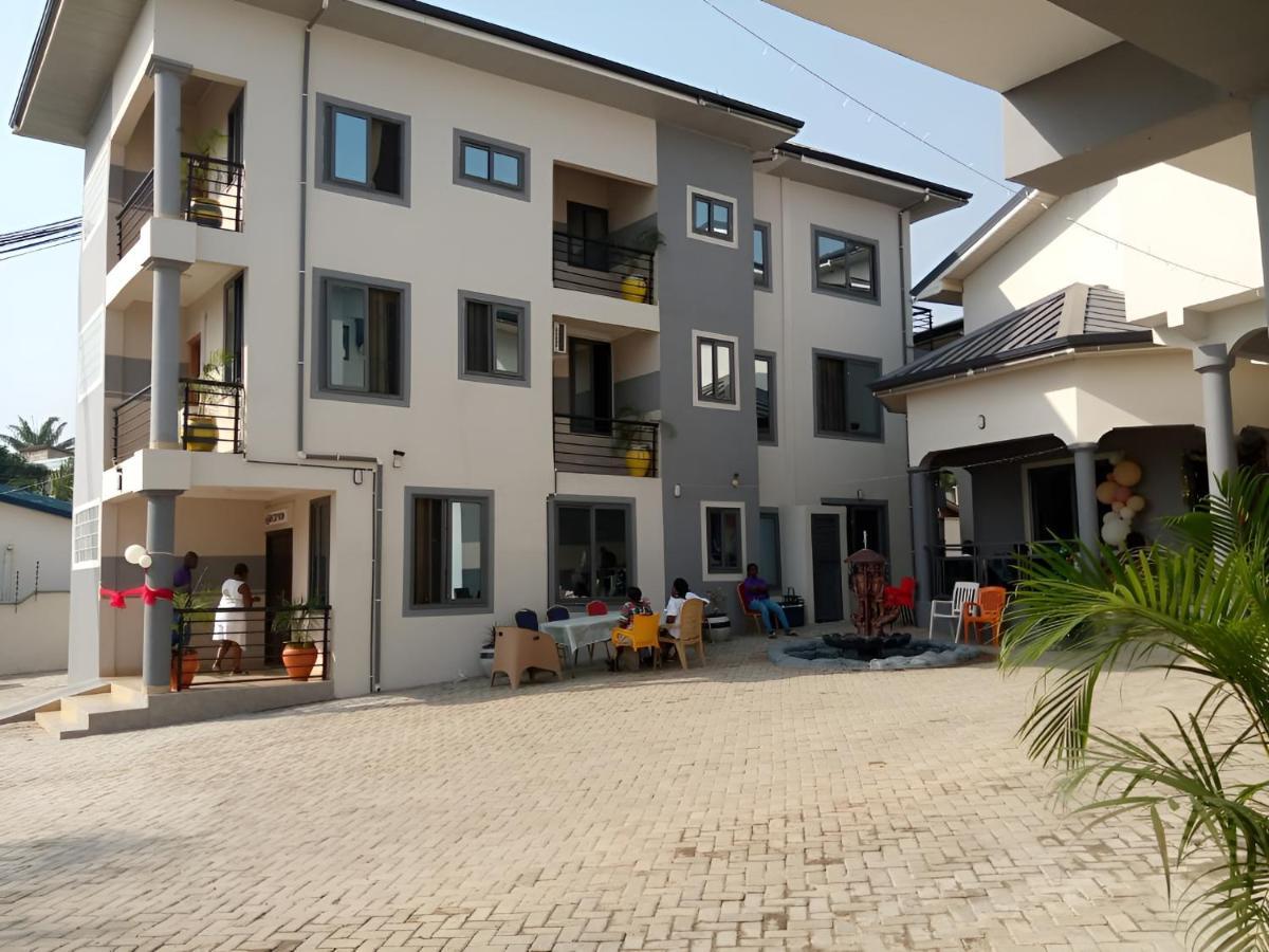 Queen'S Hill Lodge Gbawe Exterior photo